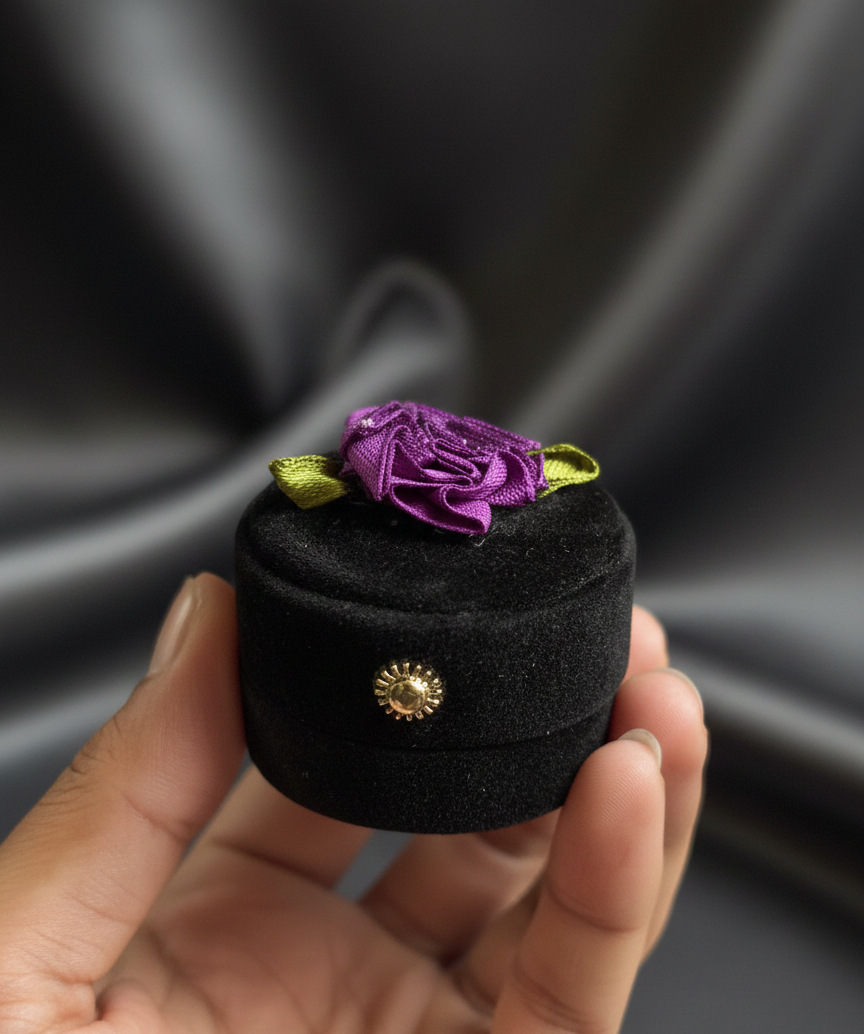 Intiglow – Premium Silver Diamond Engagement Ring – 925 Sterling